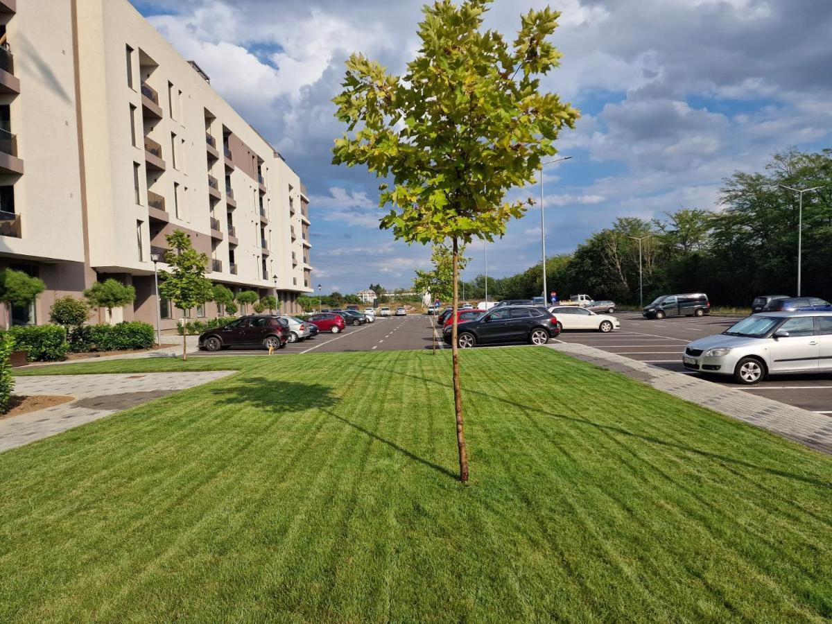 West Homes 34 Oradea Exterior photo